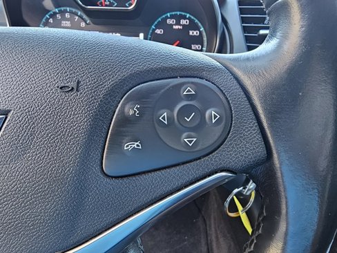 Used 2015 Chevrolet Impala LT image 18