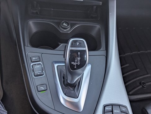 Used 2015 BMW M235i Convertible image 22