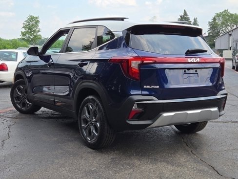Used 2024 Kia Seltos S image 14