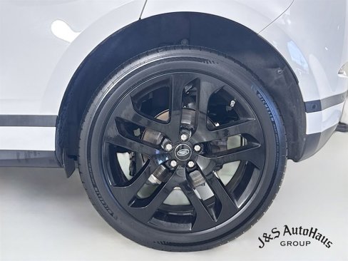 Used 2020 Land Rover Range Rover Evoque SE image 38