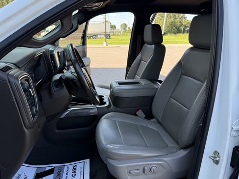 Used 2020 Chevrolet Silverado 1500 LTZ image 24