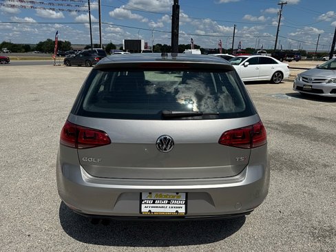 Used 2015 Volkswagen Golf S image 8