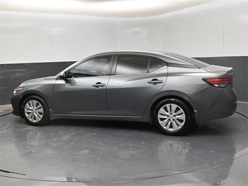 Used 2022 Nissan Sentra S image 4