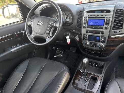 Used 2011 Hyundai Santa Fe Limited image 22