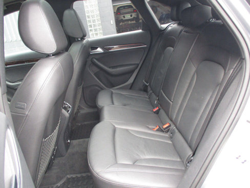 Used 2017 Audi Q3 2.0T Premium Plus w/ Premium Plus Package image 24