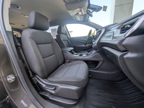 Used 2020 GMC Acadia SLE image 24