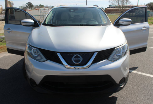 Used 2019 Nissan Rogue Sport SV image 44