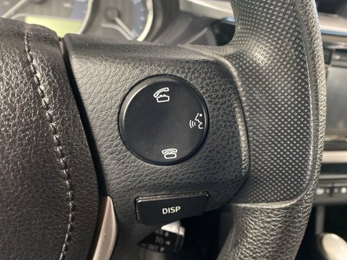 Used 2016 Toyota Corolla LE image 31