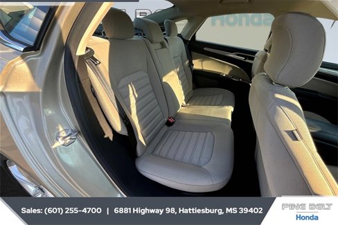 Used 2018 Ford Fusion S image 20