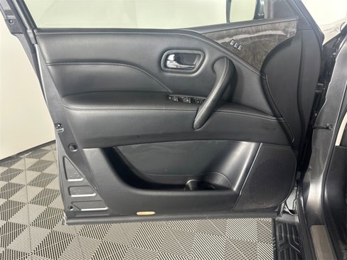 Used 2020 INFINITI QX80 Luxe w/ Proassist Package image 10