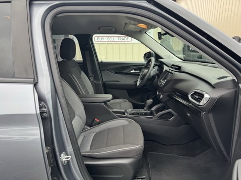 Used 2022 Chevrolet TrailBlazer LT image 40