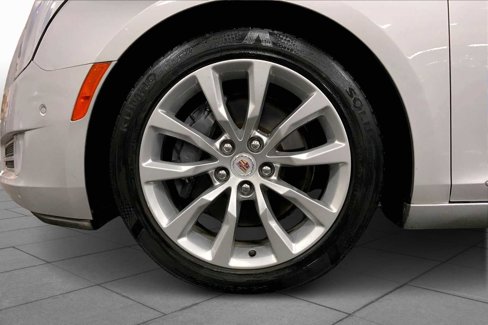 Used 2015 Cadillac XTS Luxury image 10