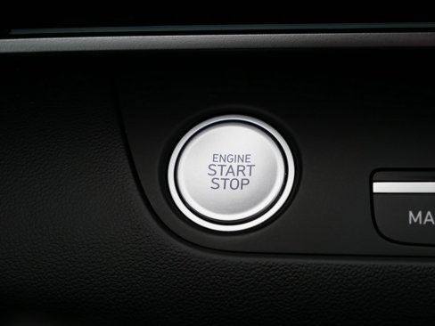 New 2025 Hyundai Elantra SEL image 22