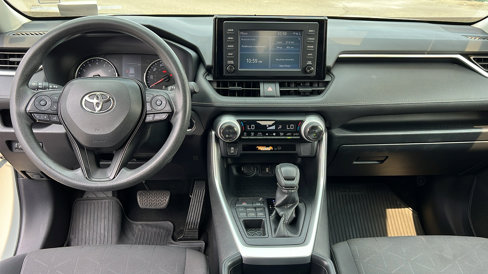 Used 2019 Toyota RAV4 XLE w/ Carpet Mat Package image 15