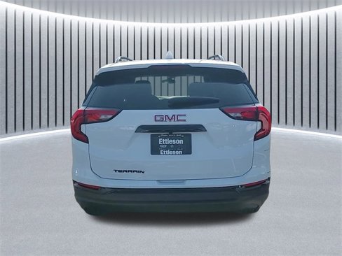 Used 2019 GMC Terrain SLE w/ Driver Convenience Package image 4