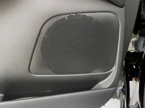 Used 2020 Nissan Murano SV w/ Premium Package image 16