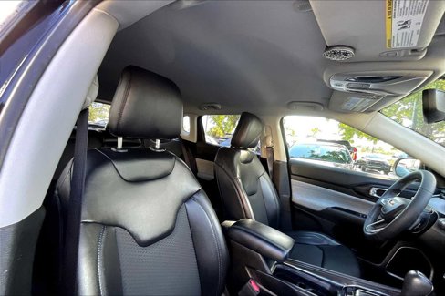 Used 2022 Jeep Compass Latitude image 21