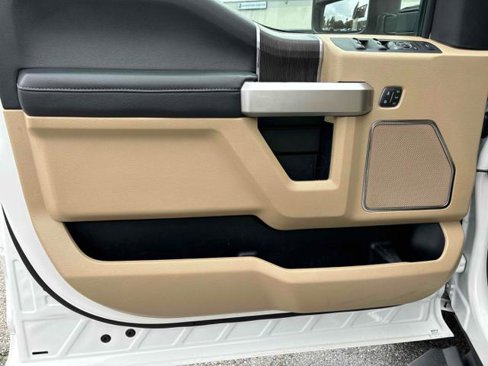 Used 2021 Ford F250 Lariat w/ Lariat Ultimate Package image 13