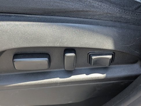Used 2015 Chevrolet Equinox LT w/ Driver Convenience Package image 20