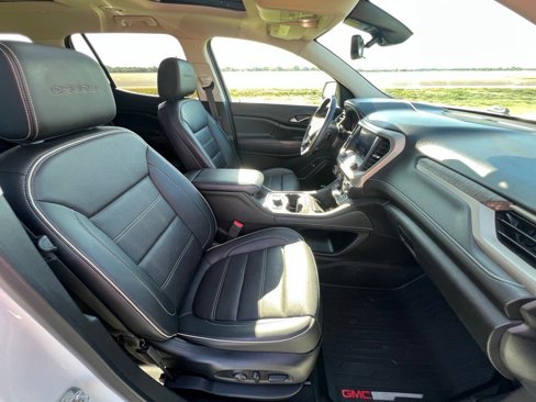 Used 2022 GMC Acadia Denali w/ Denali Technology Package image 20
