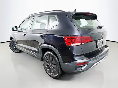 Used 2024 Volkswagen Taos S image 5