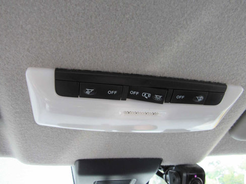 Used 2021 Nissan Kicks S image 21