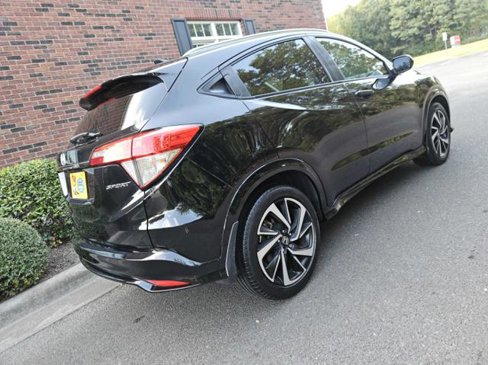 Used 2019 Honda HR-V Sport image 5