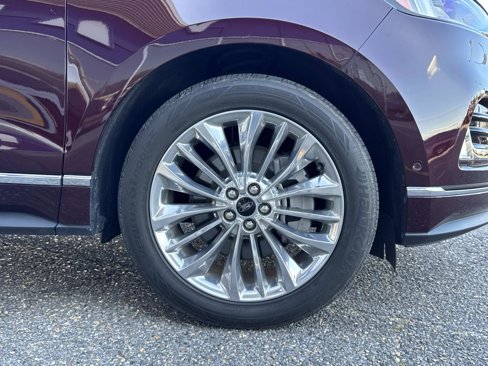 Used 2022 Ford Edge Titanium w/ Equipment Group 301A image 3