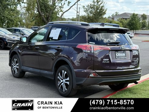 Used 2016 Toyota RAV4 LE image 3