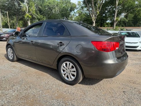 Used 2010 Kia Forte EX image 3