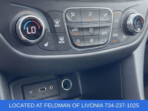 Used 2019 Chevrolet Equinox LT image 17