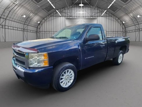 Used 2010 Chevrolet Silverado 1500 W/T w/ LS Package image 2