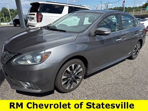 Used 2017 Nissan Sentra SR image 1