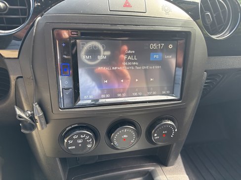 Used 2008 MAZDA MX-5 Miata Sport w/ Convenience Pkg image 14