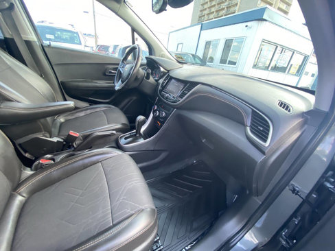 Used 2020 Chevrolet Trax LT w/ Driver Confidence Package image 35