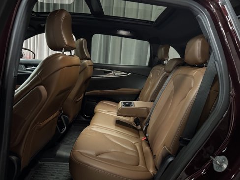 Used 2022 Lincoln Nautilus Reserve image 31