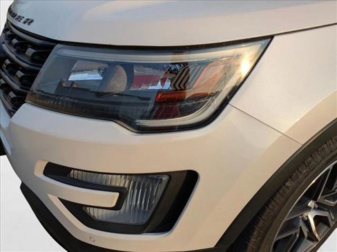 Used 2016 Ford Explorer Sport w/ Equipment Group 401A image 9