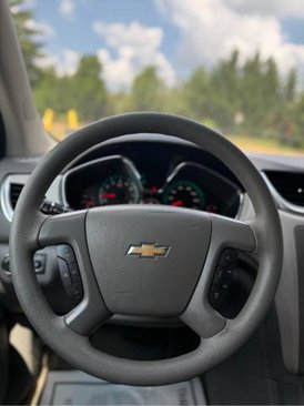 Used 2017 Chevrolet Traverse LS image 18