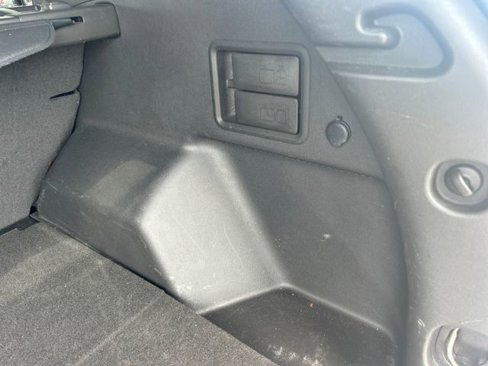 Used 2023 Chevrolet Equinox LT image 42