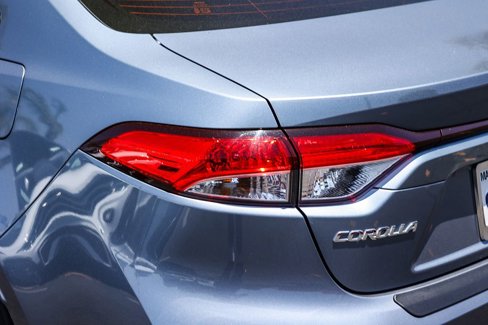 Used 2022 Toyota Corolla LE image 11