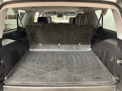 Used 2018 Chevrolet Suburban LS image 33