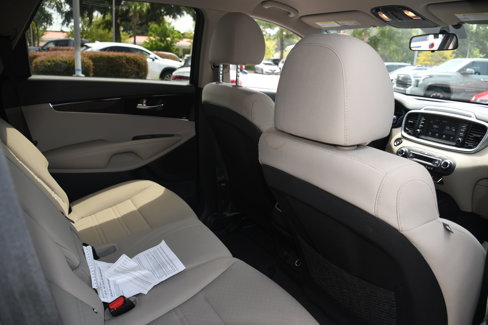Used 2020 Kia Sorento S image 18