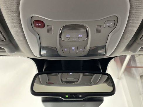 Used 2023 Jeep Renegade Altitude w/ Sun/Sound Group image 27