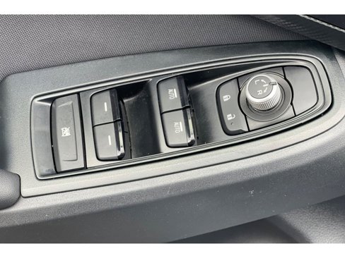 Used 2023 Subaru Crosstrek 2.0i Premium image 12