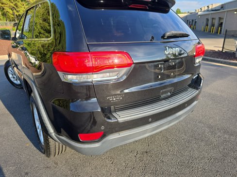 Used 2019 Jeep Grand Cherokee Laredo image 33