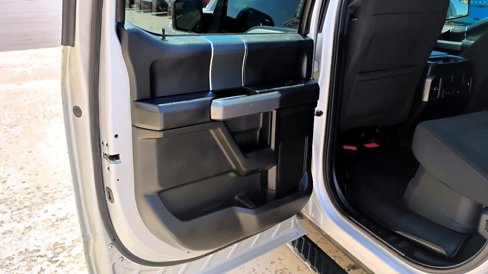 Used 2018 Ford F150 XLT w/ Equipment Group 302A Luxury image 11