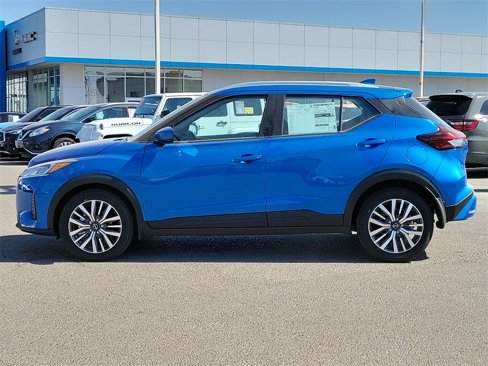 New 2024 Nissan Kicks SV image 6