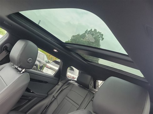 New 2025 Land Rover Range Rover Evoque S image 9