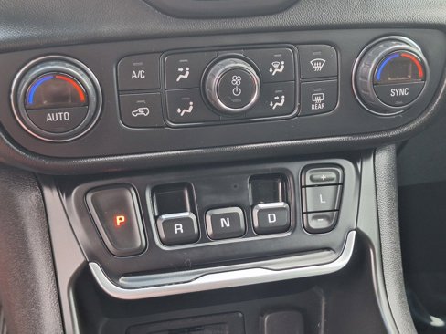 Used 2019 GMC Terrain SLT image 22