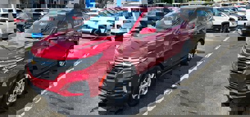 Used 2024 Chevrolet Equinox LT w/ LPO, Floor Liner Package image 3